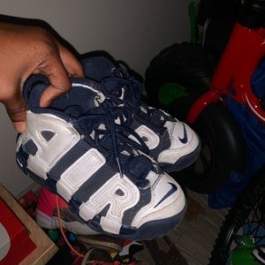 Air Uptempo size 12c boys